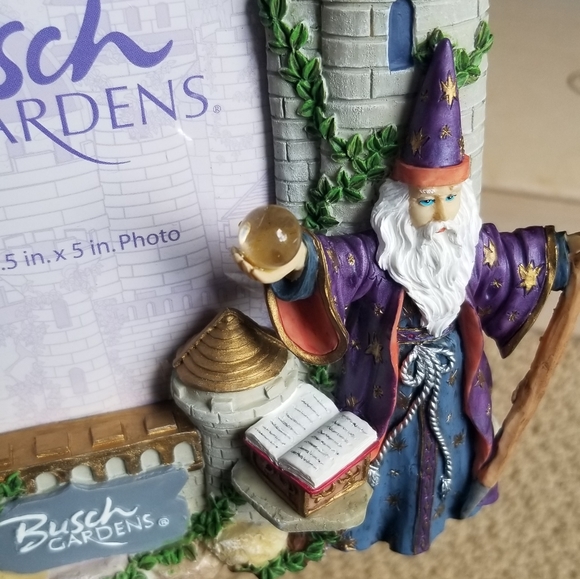 Wizard Photo Frame - Picture 2 of 6